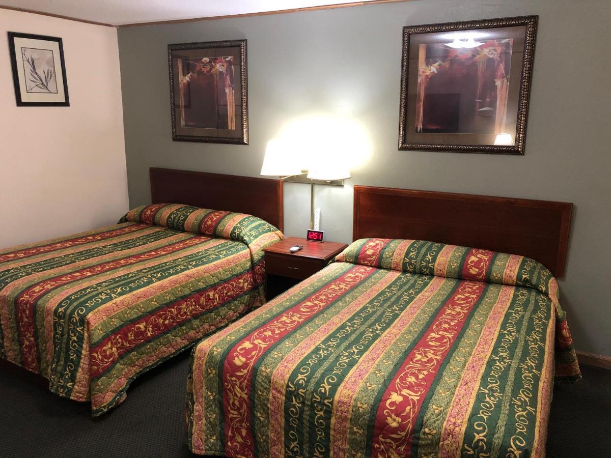 Budget Host Inn - Емпорія Екстер'єр фото
